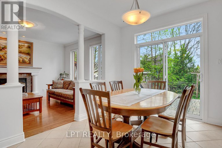 28311107/10a-ashburn-drive/borden-farmstewart-farmcarleton-heightsparkwood-hills/ottawa/ontario/K2E6N3_15