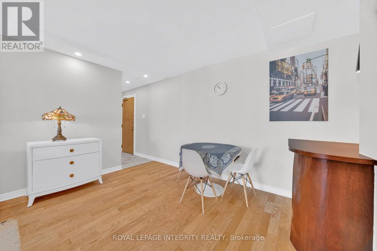 28787338/217-35-murray-street/lower-townbyward-market/ottawa/ontario/K1N9M5_13