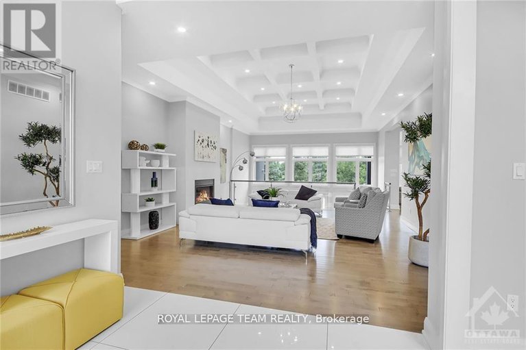 28424463/525-leimerk-court/manotick-village-manotick-estates/ottawa/ontario/K4M0B2_4