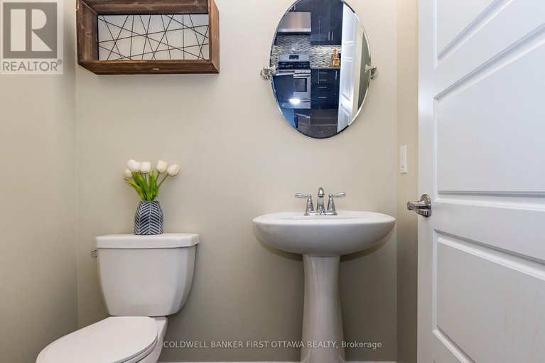 28250374/170-flowing-creek-circle/emerald-meadowstrailwest/ottawa/ontario/K2M0K2_16