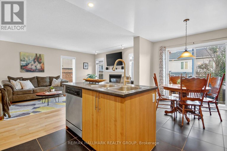 28971338/131-harbour-view-street/strandherd/ottawa/ontario/K2G6Z8_13