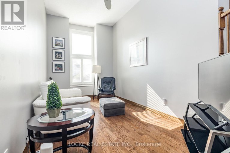 28872306/106-parkrose-private/chatelaine-village/ottawa/ontario/K4A0N8_17