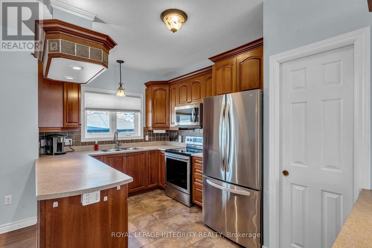 28550243/120-jasper-crescent/town-of-rockland/clarence-rockland/ontario/K4K0A4_11
