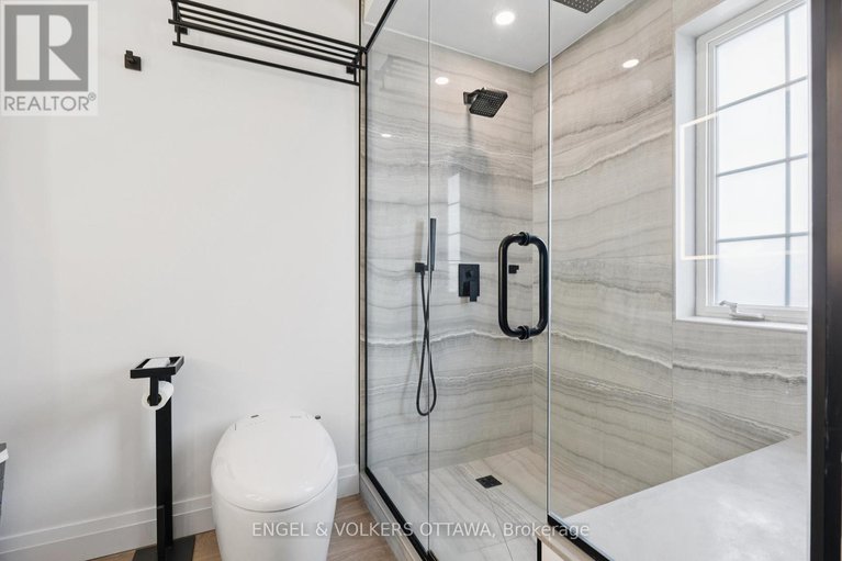 28783227/247-rolling-meadow-crescent/mer-bleuebradley-estatesanderson-park/ottawa/ontario/K1W0A8_24