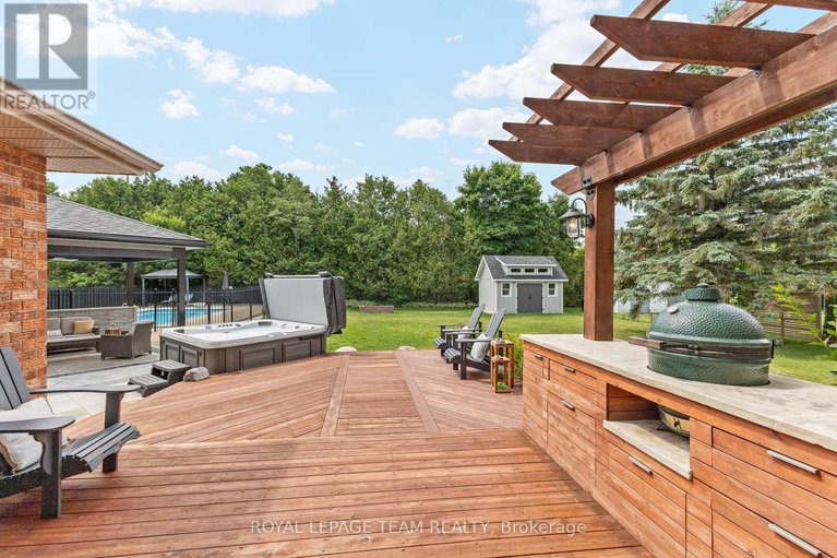 28585441/1108-lena-avenue/manotick-long-island-nicholls-island/ottawa/ontario/K4M1G2_45