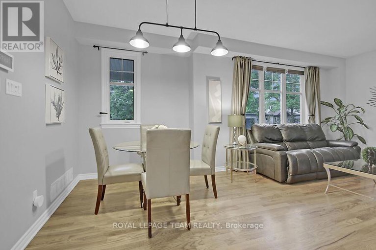 28451153/70-oldfield-street/barrhaven-east/ottawa/ontario/K2G7C2_7