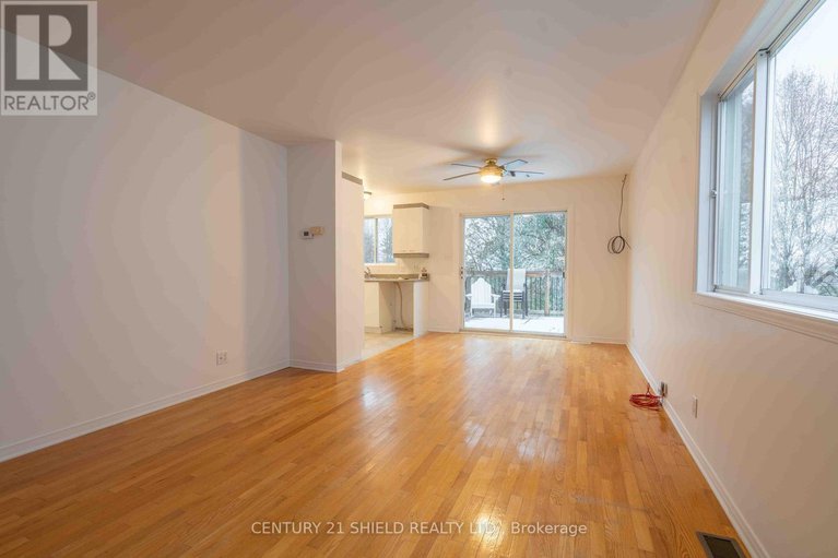 29049744/21255-mcnaughton-court-e/south-glengarry-lancaster-twp/south-glengarry/ontario/K0C1E0_7