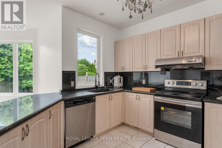 28487082/33-valencia-street/barrhaven-east/ottawa/ontario/K2G6T1_7