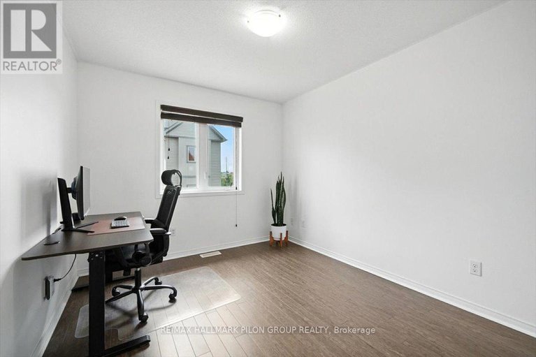 28631478/243-cityview-crescent/springridgeeast-village/ottawa/ontario/K4A0T9_15