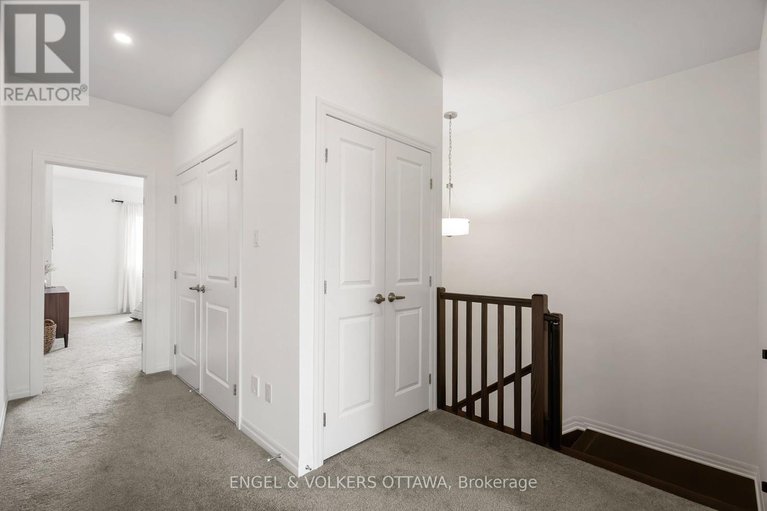28806491/606-mikinak-road/cfb-rockcliffe-and-area/ottawa/ontario/K1K3X7_15