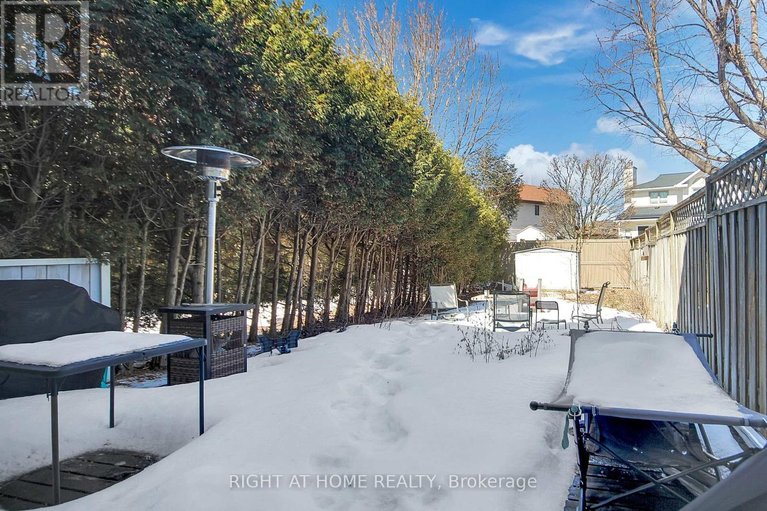 29540923/kenmare-pl-34-kenmare-place/cedargrovefraserdale/ottawa/ontario/K2J3L9_7