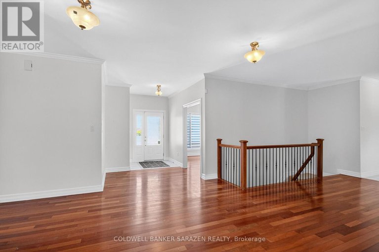 29439307/599-ballycastle-crescent/riverside-south/ottawa/ontario/K1X0A2_4