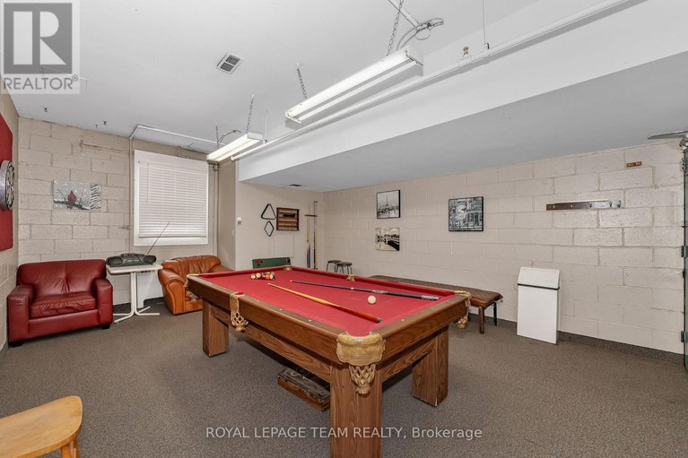 29128089/1210-20-chesterton-drive/borden-farmstewart-farmcarleton-heightsparkwood-hills/ottawa/ontario/K2E6Z7_31