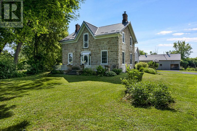 28148483/28-south-street/drummondnorth-elmsley-north-elmsley-twp/drummondnorth-elmsley/ontario/K7H2G1_47