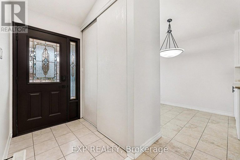 29131765/17-windchime-crescent/barrhaven-east/ottawa/ontario/K2G6J3_7