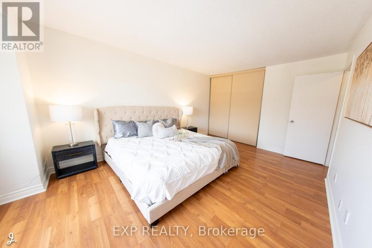 28377335/2772-springland-drive/mooneys-bayriverside-park/ottawa/ontario/K1V6M4_24