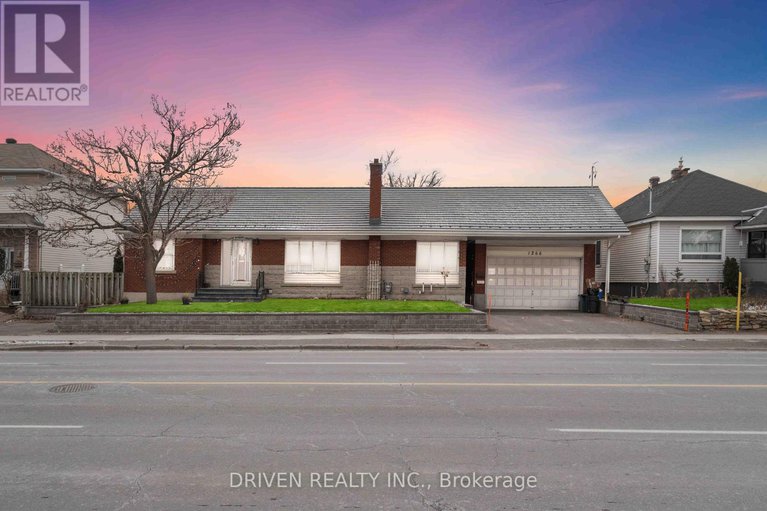 29237590/1266-walkley-road/ellwood/ottawa/ontario/K1V6P7_1