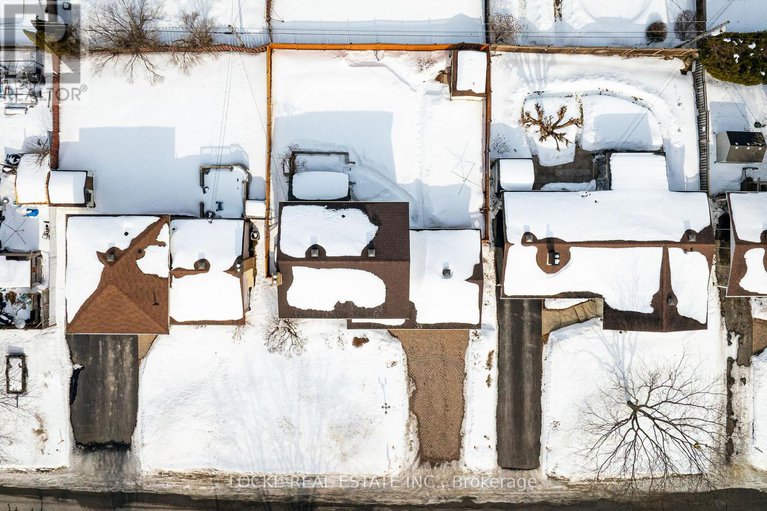 29431769/279-hoylake-crescent/bilberry-creekqueenswood-heights/ottawa/ontario/K1E1M1_40