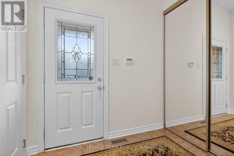 29591881/210-hunterbrook-street-n/morgans-grantsouth-march/ottawa/ontario/K2K0E6_10