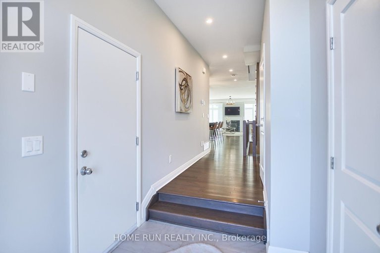 28910385/82-michael-stoqua-street/cfb-rockcliffe-and-area/ottawa/ontario/K1K5A2_3