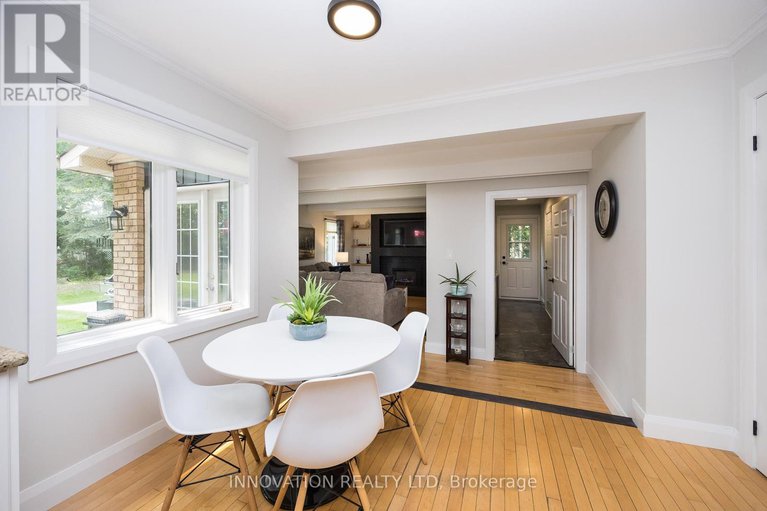 28421716/1098-cindy-hill-crescent/manotick-long-island-nicholls-island/ottawa/ontario/K4M1E8_17