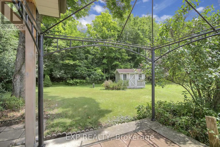 28592980/182-robertson-drive/lanark-highlands-lanark-village/lanark-highlands/ontario/K0G1K0_37