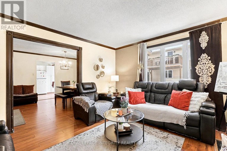 29172010/49-128-rushford-private/hunt-club-parkgreenboro/ottawa/ontario/K1T3C5_4