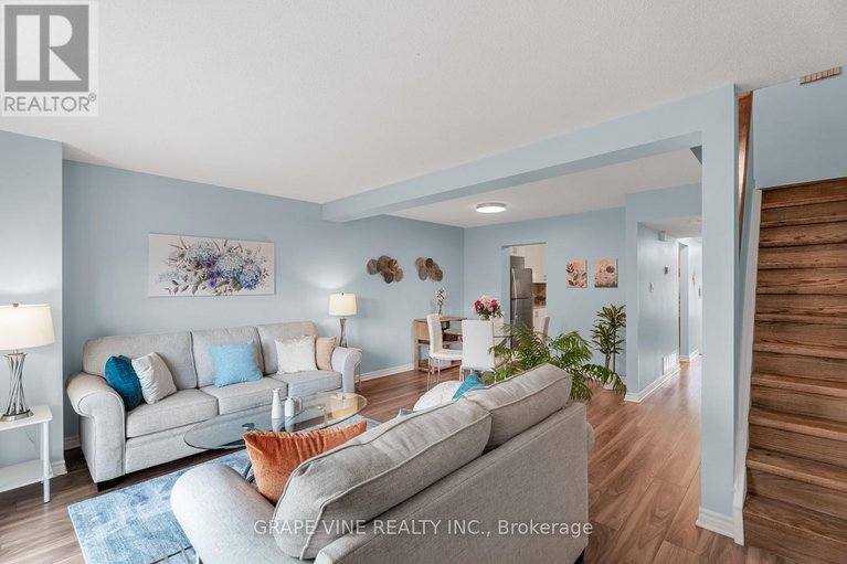 28499106/43-bentbrook-crescent/heritage-park/ottawa/ontario/K2J3Y1_21