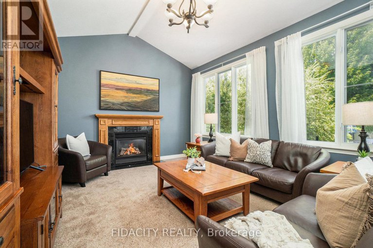 28652644/14-franklin-cathcart-crescent/stittsville-south/ottawa/ontario/K2S2A7_16
