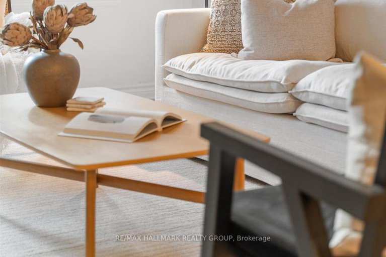 29278948/129-205-bolton-street/lower-townbyward-market/ottawa/ontario/K1N1K7_11