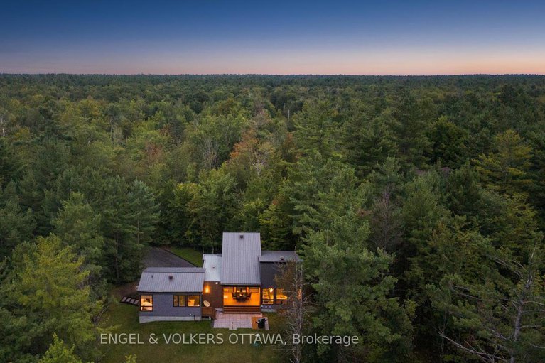 28261133/108-edith-margaret-place/huntley-ward-north-east/ottawa/ontario/K2W1A8_46