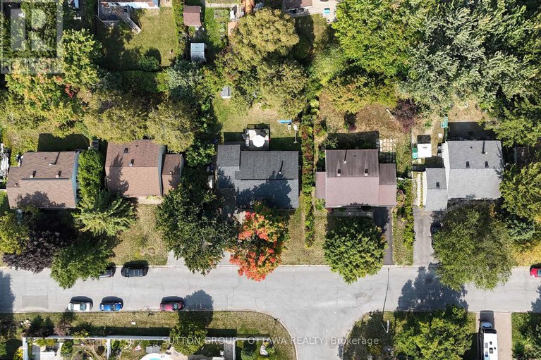28916928/1000-adley-road-n/carson-grove/ottawa/ontario/K1J8B9_39