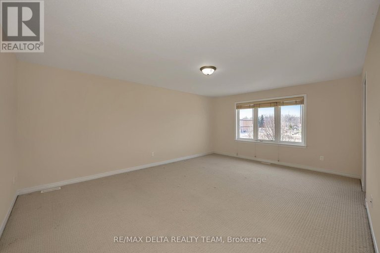 29583764/1983-plainhill-drive/notting-hillsummerside/ottawa/ontario/K4A0E8_19