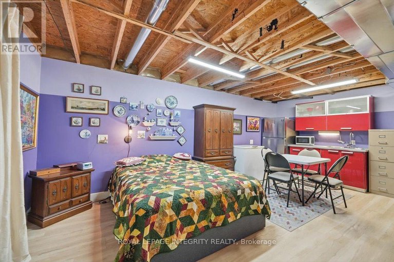 29228635/1030-valin-street/fallingbrookgardenway-south/ottawa/ontario/K4A4X7_36