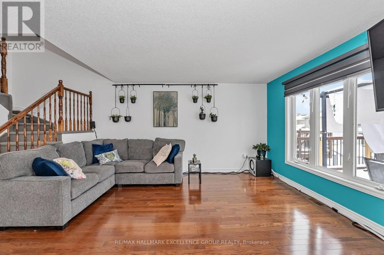28146924/581-emerald-street/town-of-rockland/clarence-rockland/ontario/K4K0B9_10
