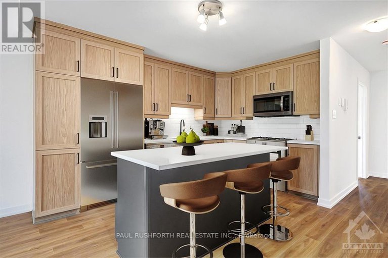 27664927/350-montee-outaouais-street-unit603/domaine-du-golf/rockland/ontario/K4K1G2_9