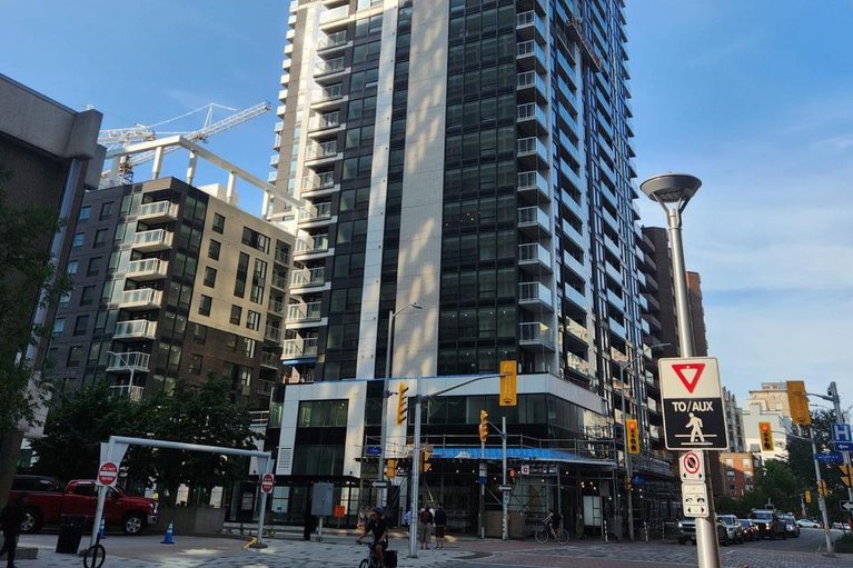28868324/1009-340-queen-street/ottawa-centre/ottawa/ontario/K1R0G1_3