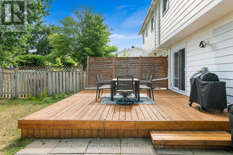 28829146/16-shouldice-crescent/glencairnhazeldean/ottawa/ontario/K2L1M9_30