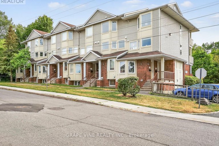 29059745/11-1400-wildberry-court/chapel-hill/ottawa/ontario/K1C7K6_1