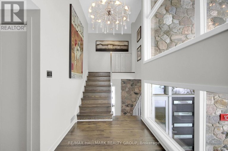28150348/10-qualicum-street/bruce-farmgraham-parkqualicumbellands/ottawa/ontario/K2H7G8_31