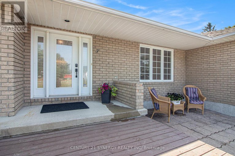 28865875/7-bridge-street/north-stormont-finch-twp/north-stormont/ontario/K0A1R0_3