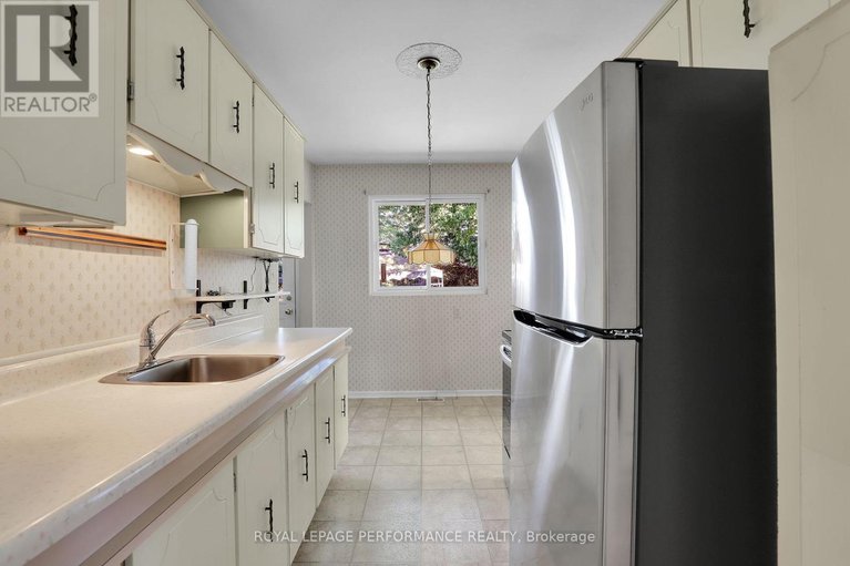 28901445/2337-samuel-drive/elmvale-acresurbandale/ottawa/ontario/K1G3C3_13