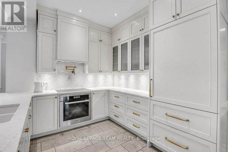 28444869/7-second-avenue/glebe/ottawa/ontario/K1S2H2_12