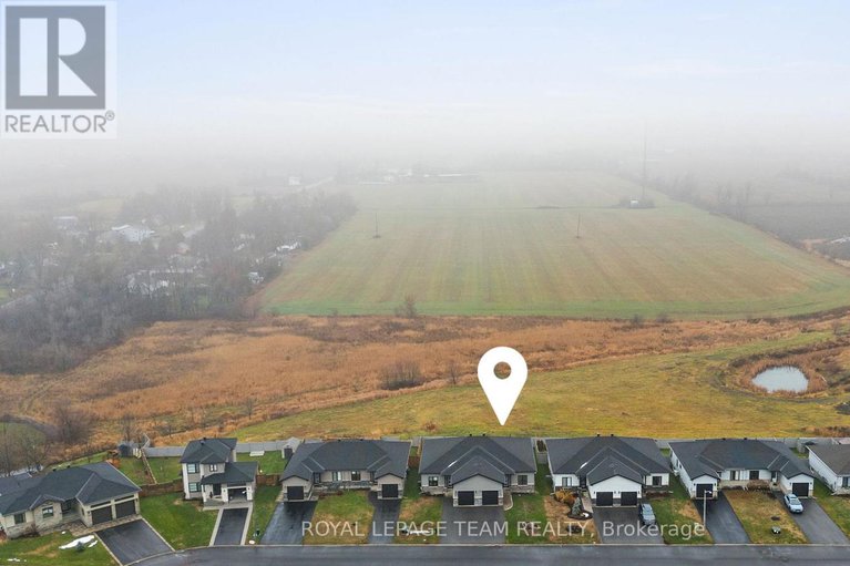 29144829/454-arora-crescent/winchester/north-dundas/ontario/K0C2K0_33