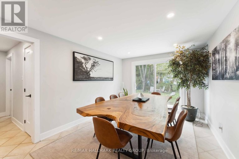 28618347/2425-ogilvie-road/beacon-hill-north/ottawa/ontario/K1J7N3_15