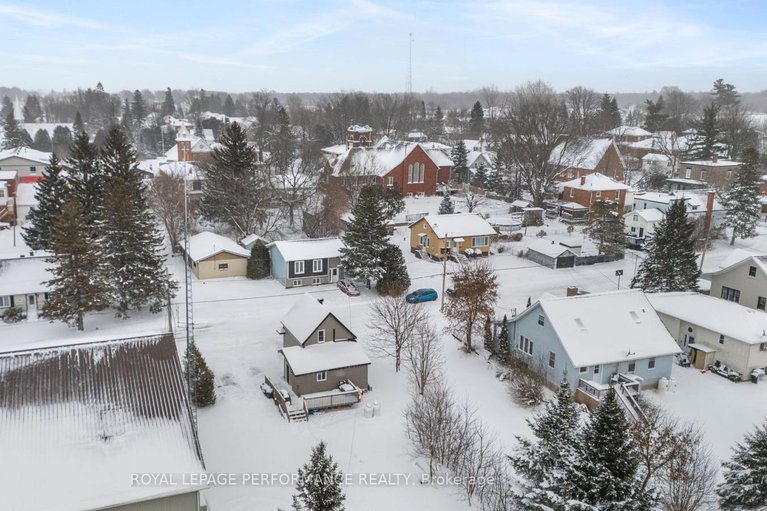 29182653/6-spring-street/maxville/north-glengarry/ontario/K0C1T0_10