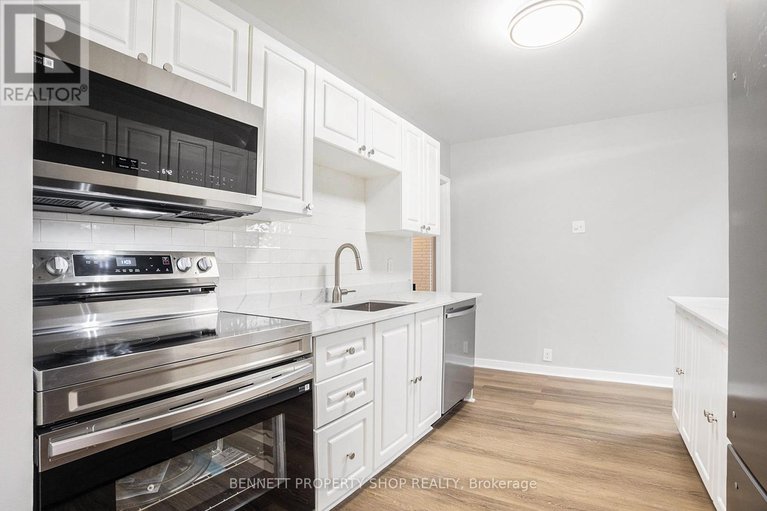 28988250/1327-avenue-s-avenue/eastway-gardensindustrial-park/ottawa/ontario/K1G0C4_8