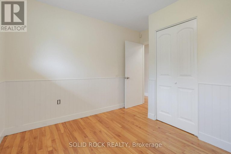 28538691/1135-maybank-street/parkway-park/ottawa/ontario/K2C2W7_24