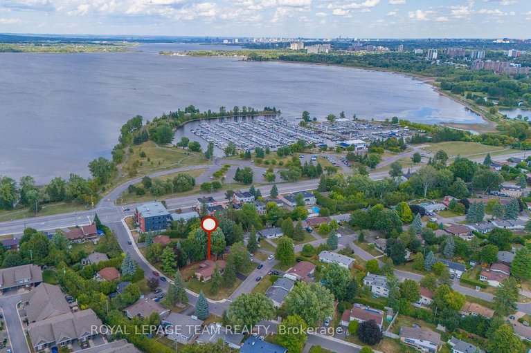 28943825/1-stillwater-drive/crystal-beach/ottawa/ontario/K2H5J9_3