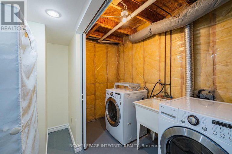 29601667/21-queensbury-drive/longfields/ottawa/ontario/K2J4L7_35